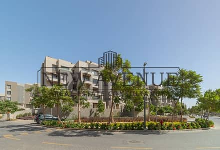 Retail for rent F & b at Village Gardens Katameya