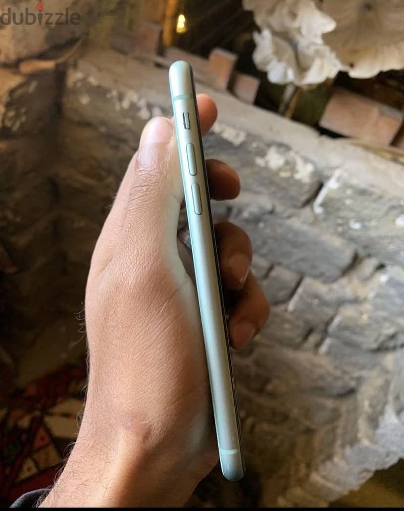 iPhone 11 2