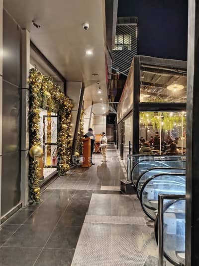showroom retail ready 505 sqm at business plus installmets on 2 years.