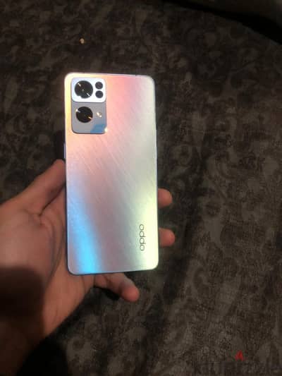 ل الأفضل في فائته بدون منازع oppo reno 7 PRO 5gرام+١٢ يعني ٢٤ جيجا