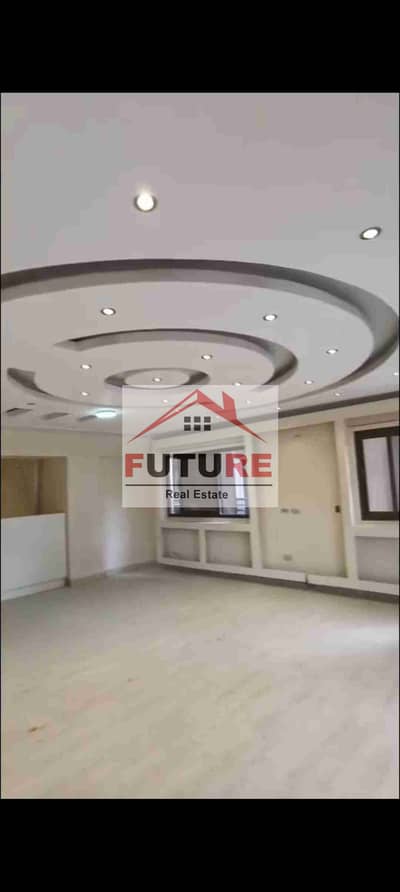 5 Bedrooms 350 sq.M Apartment for rent 55,000 EGP in Nasr City, Cairo