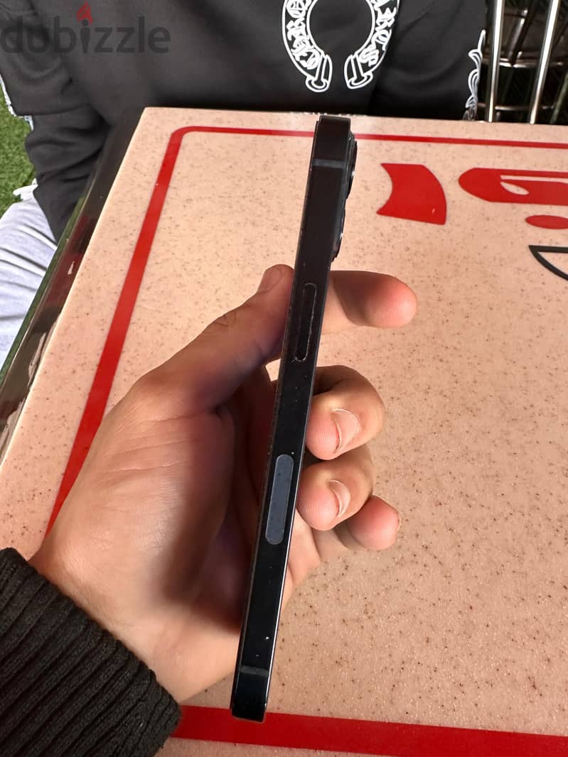 iPhone 13 1