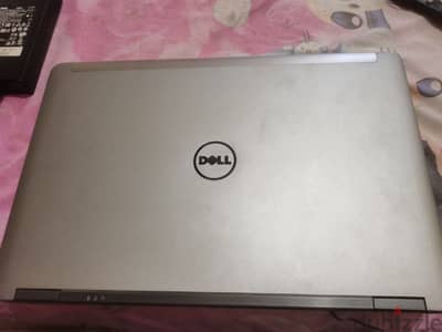 Dell latitude e6540 بيشغل pupg و gtav