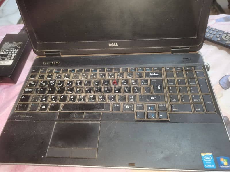 Dell latitude e6540 بيشغل pupg و gtav 5