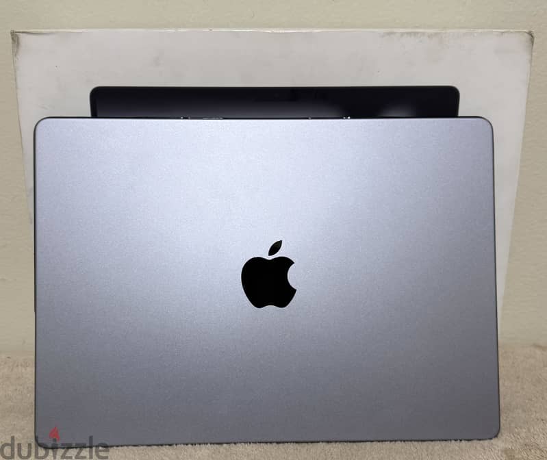 Macbook Pro (M3 Chip) 1