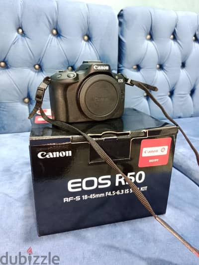 Canon EOS R50