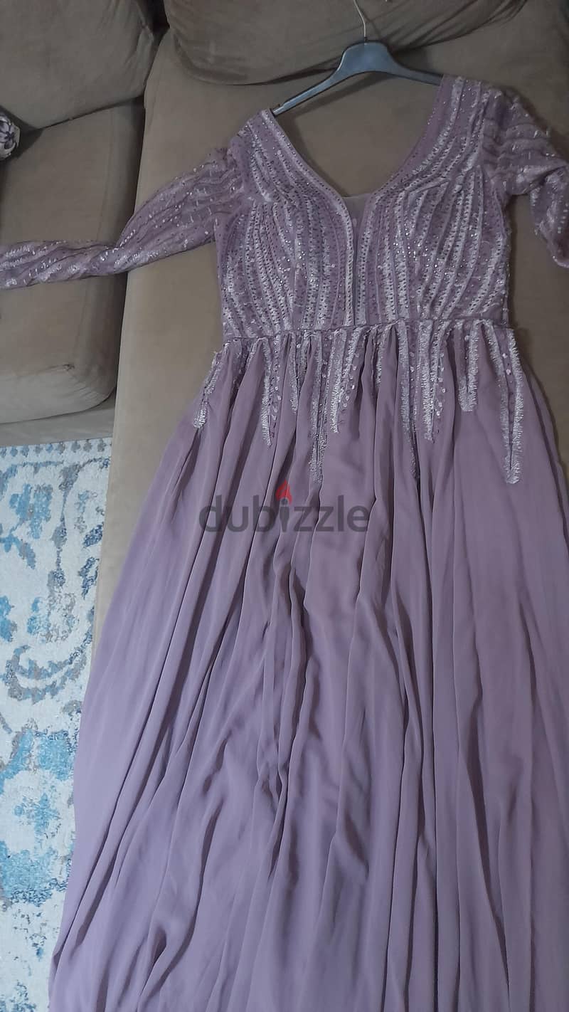 فساتين 1