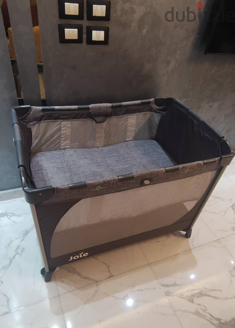 Joie travel cot 1