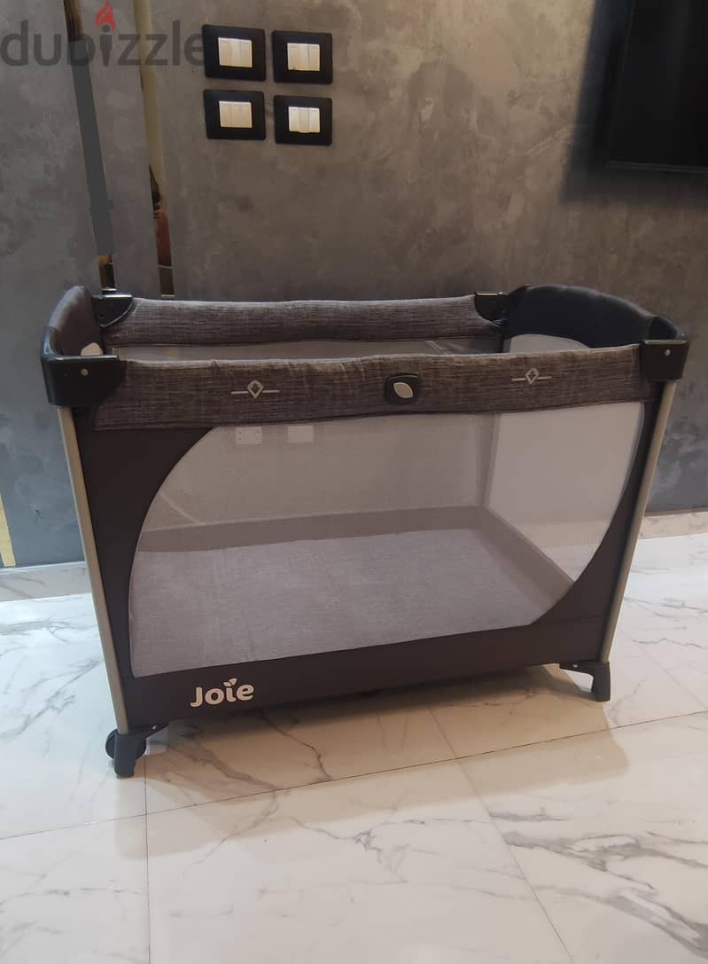 Joie travel cot 2