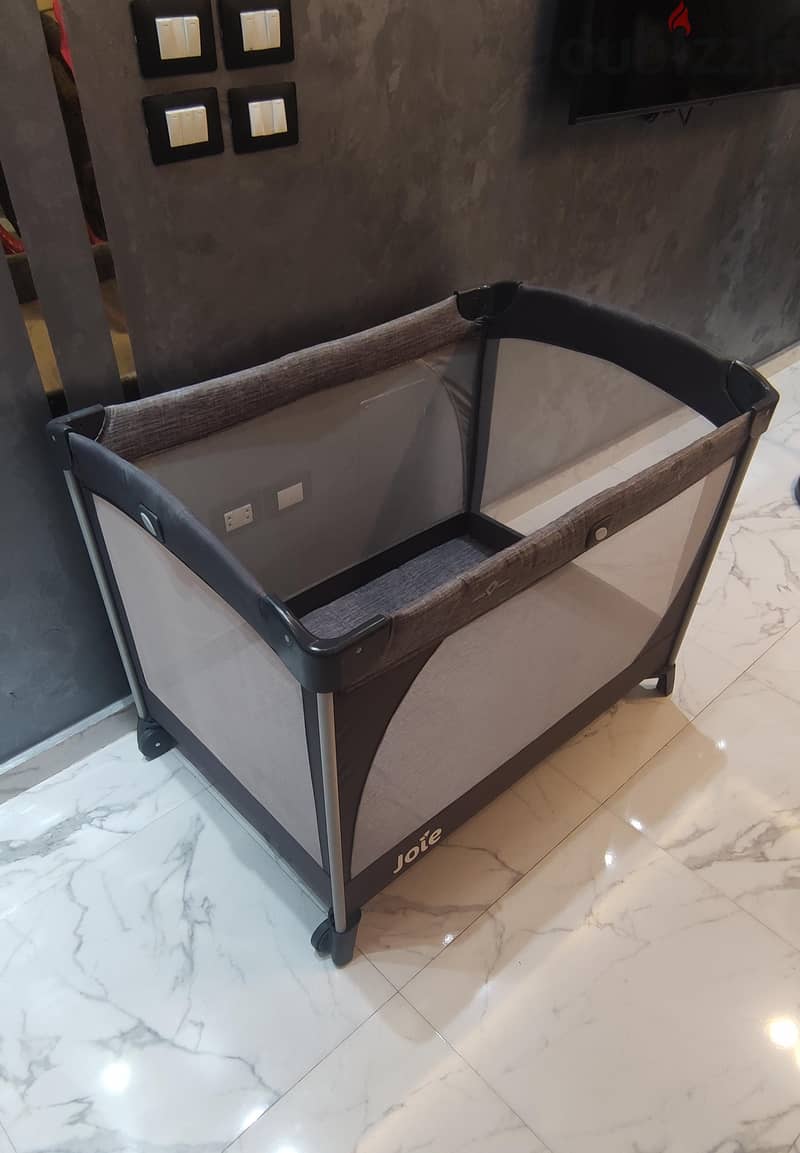Joie travel cot 4