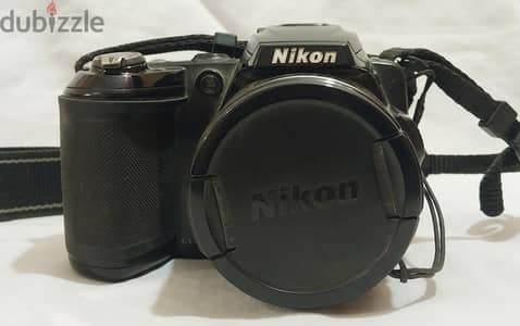 كاميرا Nikon coolpix L120 بالكرتونة وكل مشتلاماتها الأصلية