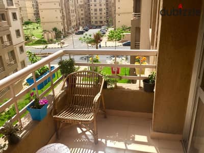 شقه للبيع كاش 103 متر في b6  فيو جاردن