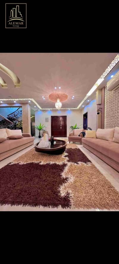 فيلا للبيع بمدينتي نموذج U تشطيب خاص فيو الجوالف