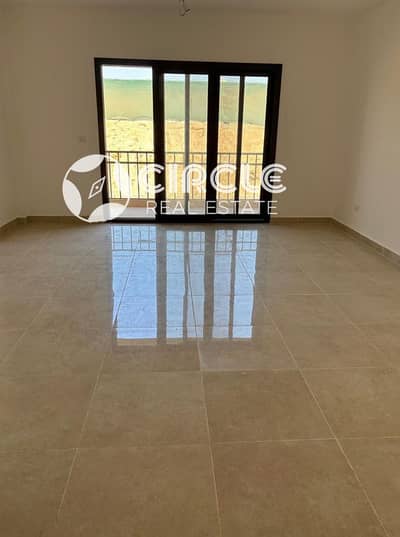 شقة ١٣٠م تشطيب كامل للإيجار في كمبوند فيفت سكوير Fifth Square التجمع الخامس القاهرة الجديدة شارع التسعين الشمالي