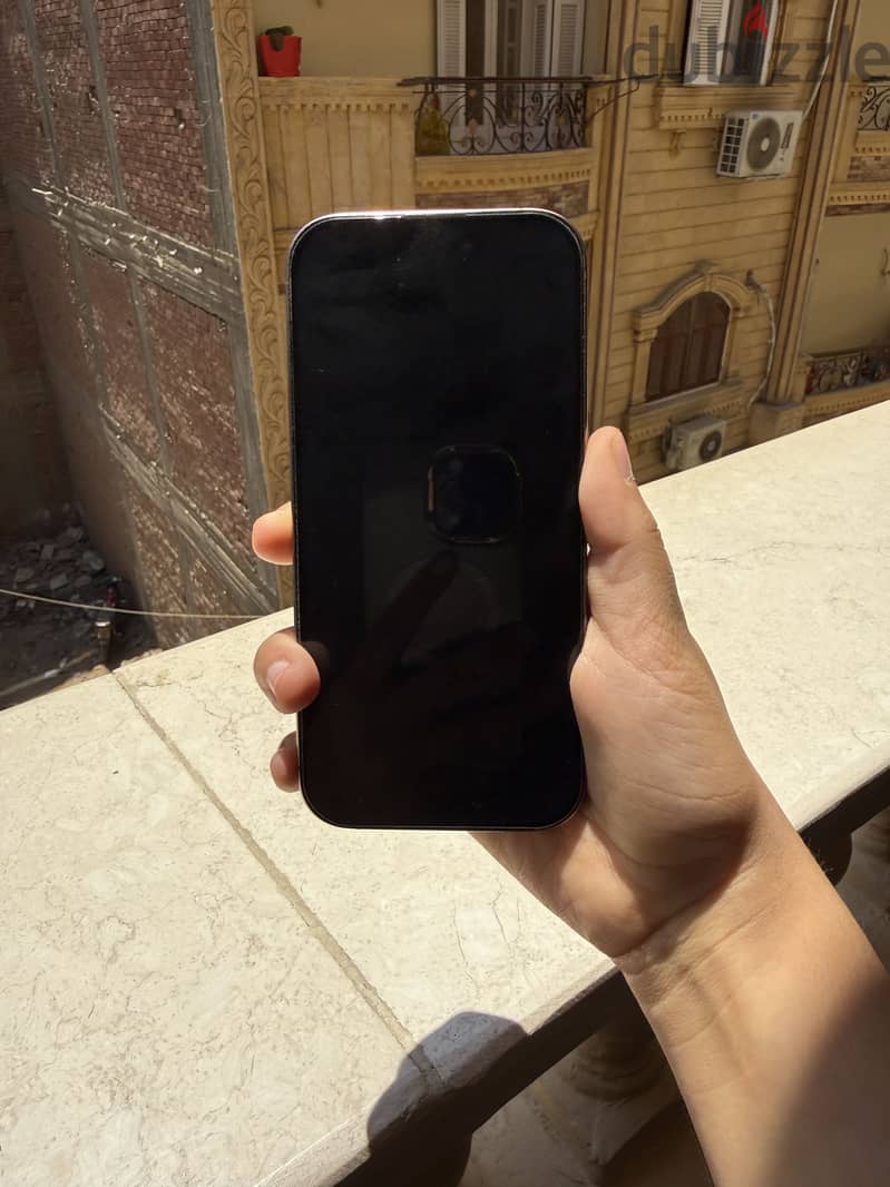 iPhone 16 Pro 1