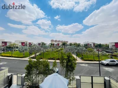 Modern villa for sale in Madinaty VG5 special finishing garden view