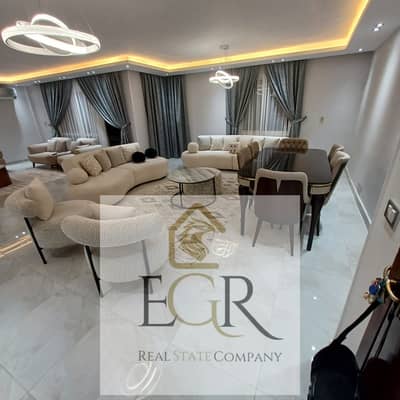 Apartment for rent in Al Rehab, 3 bedrooms and 3 bathrooms, close to services, high-end finishes 
