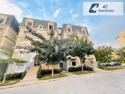 Mountain View iCity I Villa garden corner for sale lagoon phase lagoon view central park view 240m garden prime location best deal New Cairo