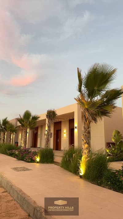Opportunity for sale finished cabin with air conditioning directly on the sea in Ras Al Hekma _Jaya