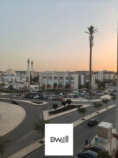 شقة للبيع كاش في مدينتي 78م  b10| دور رابع | بحري صريح | فيو الخدمات مباشرة بجوار All Seasons Mall