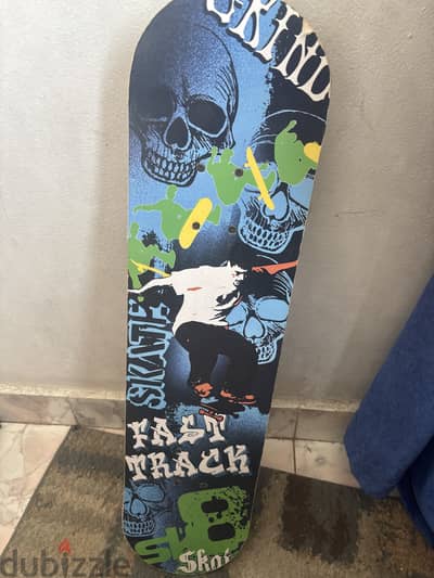 Skateboard حاله ممتازه لم يستخدم الا مرتبن