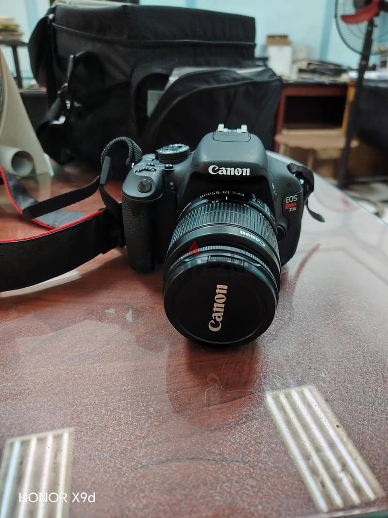 Canon EOS rebel T3i 1