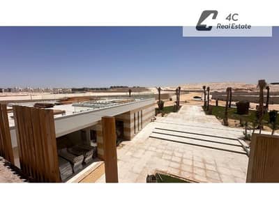 Chalet without over VIEW SEA 100  m overpricing, with a prime view inside the compound at Hyde Park North Seashore on the North Coast.