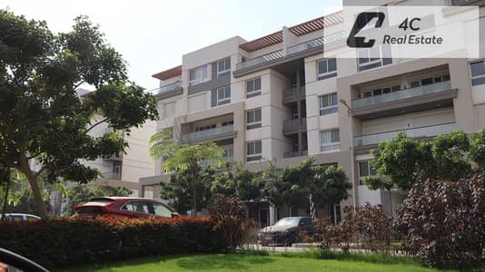 شقه ارضي بجاردن كبيره  متشطبه للبيع فى كمبوند هايد بارك - Hyde Park باقل سعر فى الماركت استلام فورى