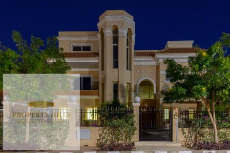 فيلا مستقلة للبيع جاهزة على السكن بفيو لاند سكيب برايم لوكيشن في الكمبوند