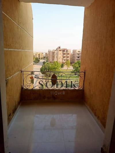 For those who appreciate sophistication and high-end finishes, own your apartment in the most prestigious location in the Ninth District, finished to