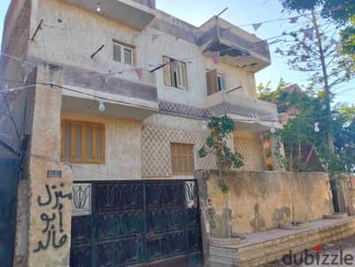 Villa 410 m for sale with super lux finishing, all facilities available, water and electricity, 3 floors in Alexandria, Al-Ajami, Abu Youssef, Abu Youssef Old Street in a very distinguished location