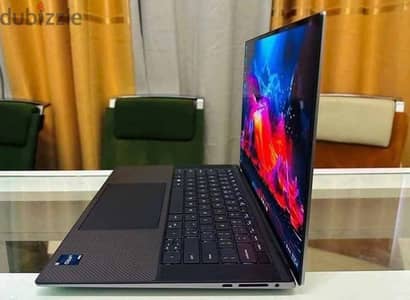 DELL Precision 5570