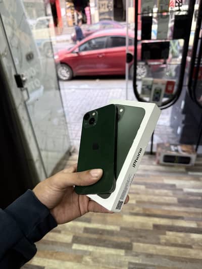 iPhone 13