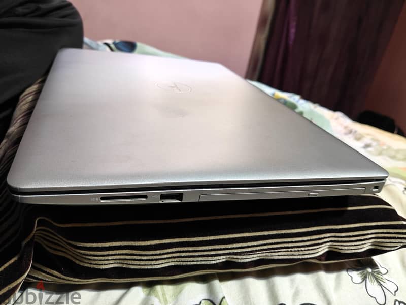 dell Inspiron (3593) i7 3