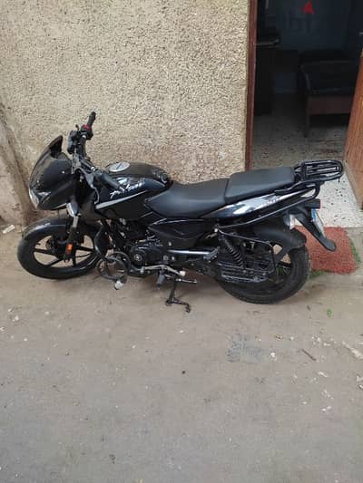 بجاج بلسر 150 رخصة سنة ونص