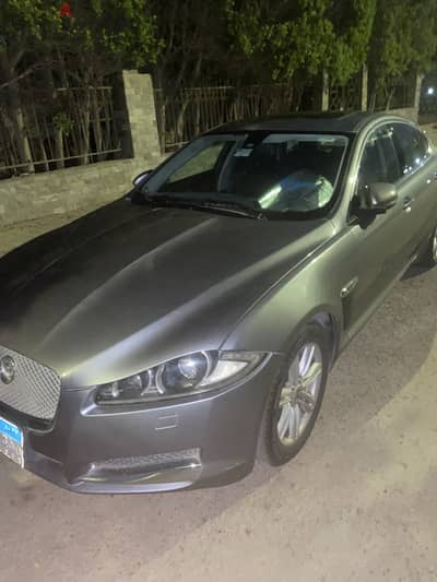 Jaguar XF 2013 gray 155000 kilometers 1200000EGP البيع بعقد مسجل