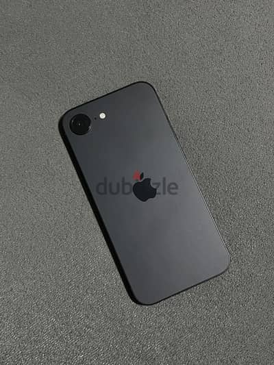 iPhone 17e (BEST CONDITION)