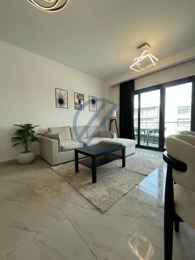 Furnished Apartment 2 bedroom -2 bath near services