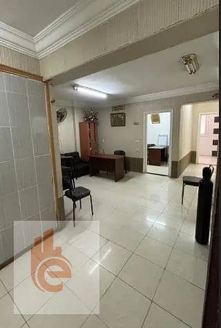 مجموعــة مـن العيادات بـ الابراهيميه 170 م / خطوات من ابو قير