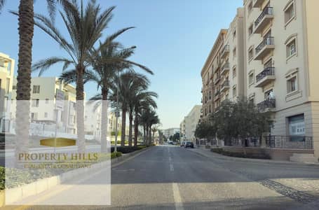 شقه للبيع  في كمبوند هايد بارك التجمع الخامس باقل مقدم علي اطول فترة سداد برايم لوكيشنHyde Park Compound Fifth Settlement.