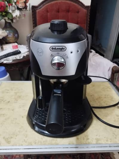 ماكينة اسبريسو وكابتشينو ديلونجي  (De'Longhi EC221)