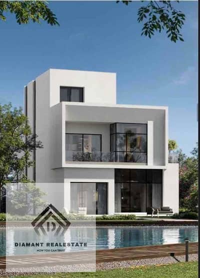 Villa Townhouse with Waterway at Special price in Prime location opposite Four Seasons and Steps from 90th Street