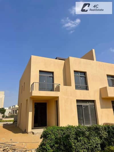 فيلا للبيع 375م باقل مقدم و بالتقسيط استلام فوري فيو لاند سكيب باقل سعر في او ويست اوراسكوم 6 اكتوبر الشيخ زايد O-West orascom 6 october el sheikh zay