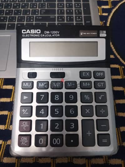 آله حاسبة Casio