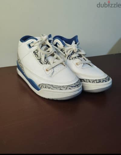 Air Jordan 3 retru sport وارد السعوديه حاله نضيفه