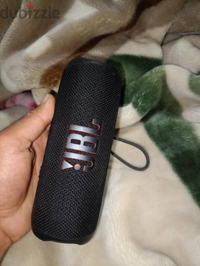 jbl flip6 like new