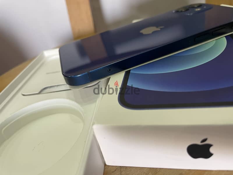 iPhone 12 waterproof 6