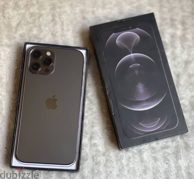 iPhone 12 bro max 5