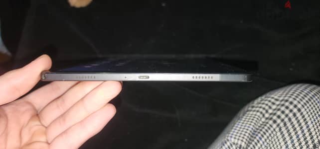 تابلت سامسونج جالاكسي a9plus 5g مساحه ٦٤ بدون كارتونه بي السماعه فقط