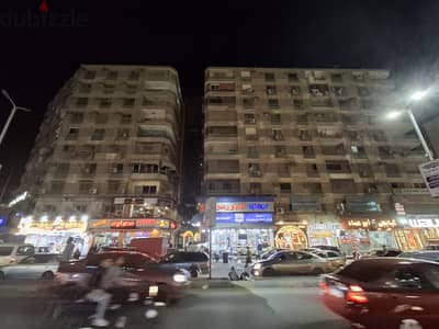 شقة خلفية ١٥٠ متر ٣ غرف على شارع فيصل الرئيسي من المالك مباشرة